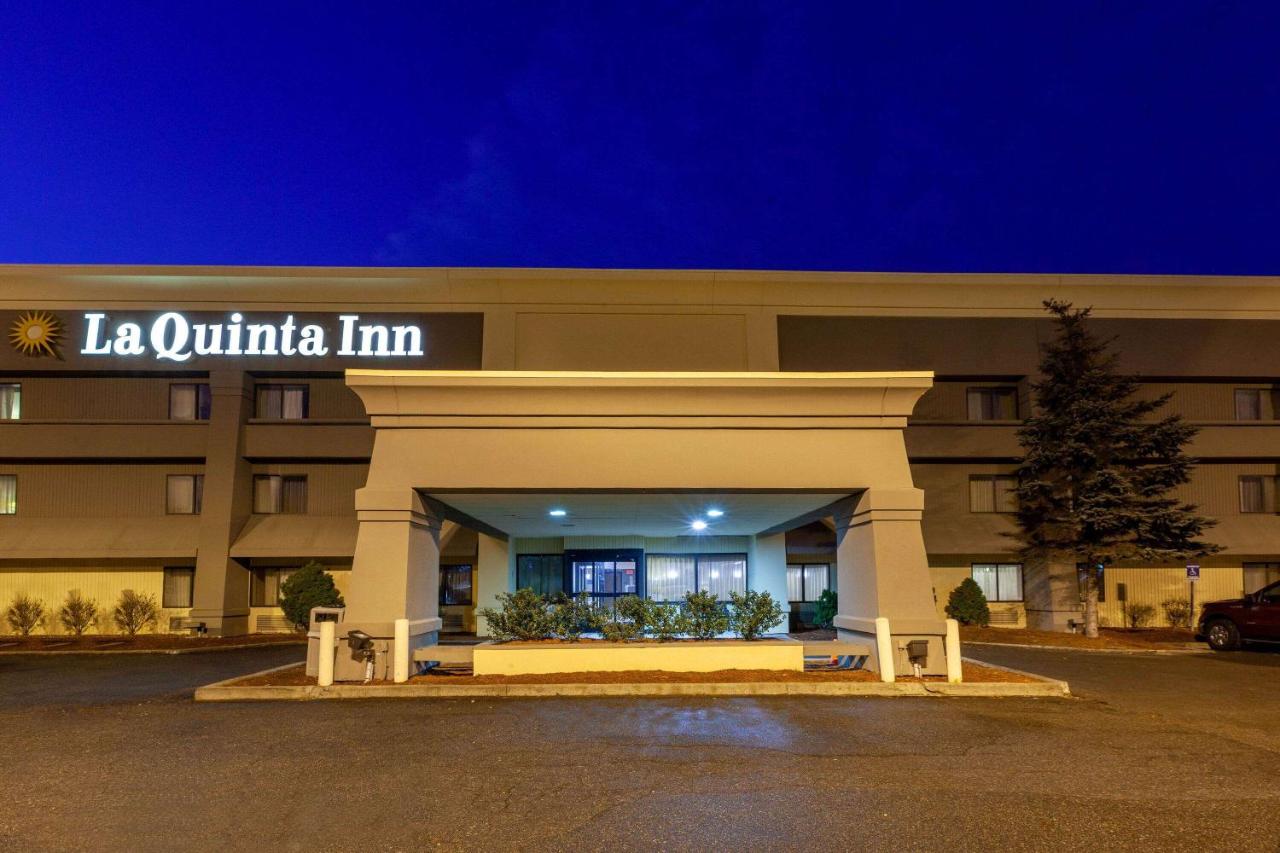 | La Quinta Inn by Wyndham Detroit Canton