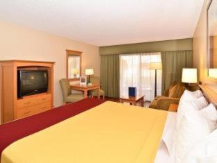 Room #31054115 at Best Western Plus Palm Desert Resort