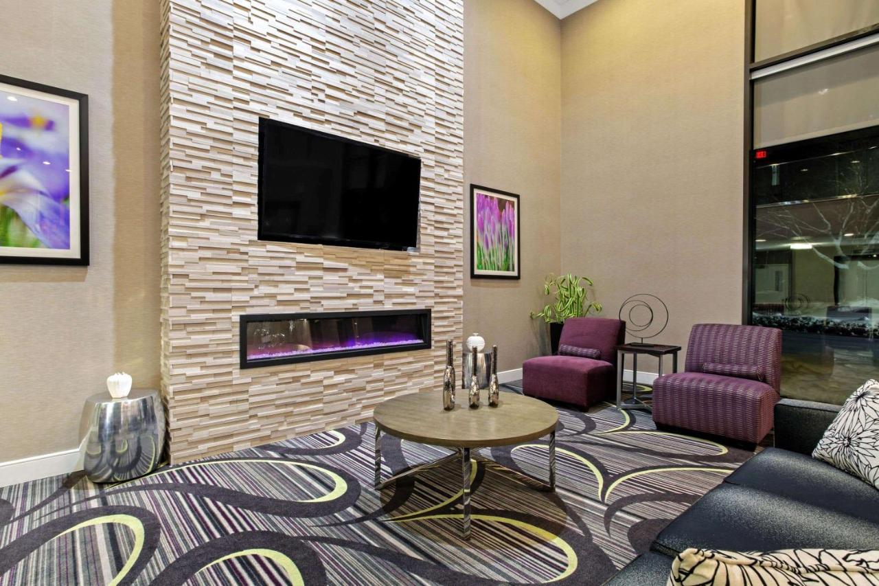  | La Quinta by Wyndham Boston-Andover