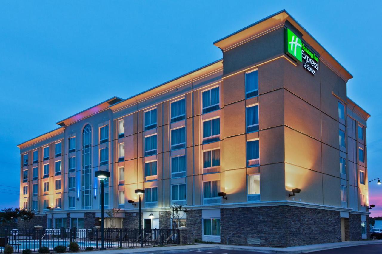  | Holiday Inn Express Hotel & Suites Jackson NE