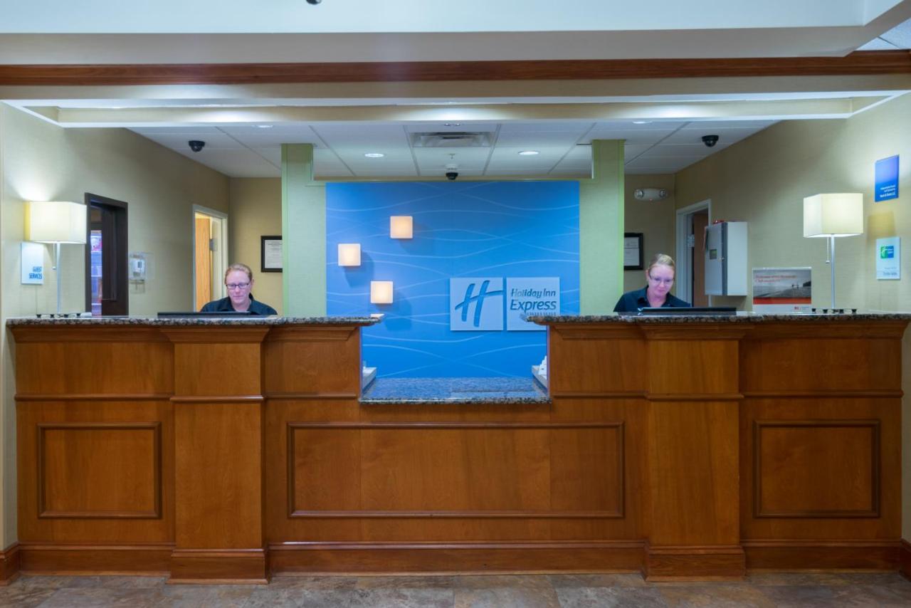 | Holiday Inn Express Charles Town, an IHG Hotel