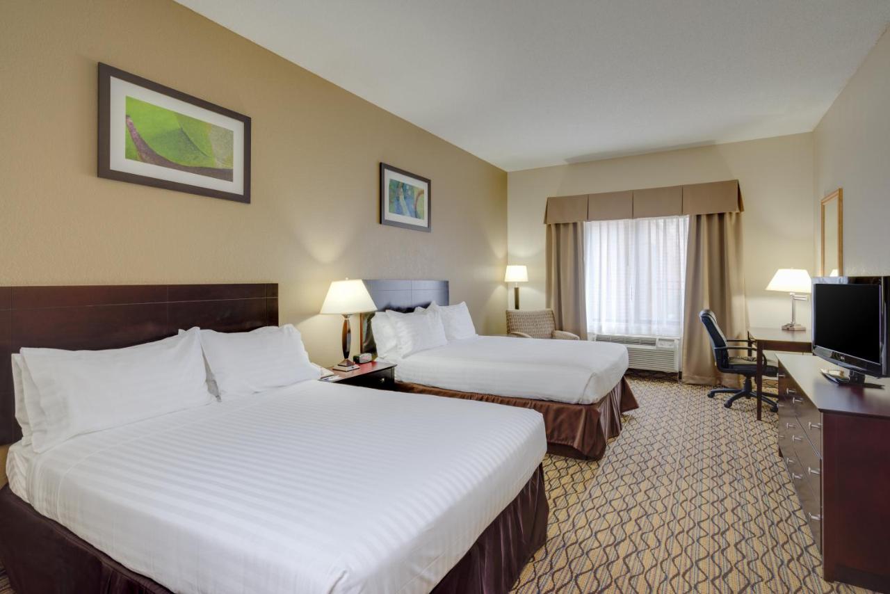 | Holiday Inn Express Charles Town, an IHG Hotel