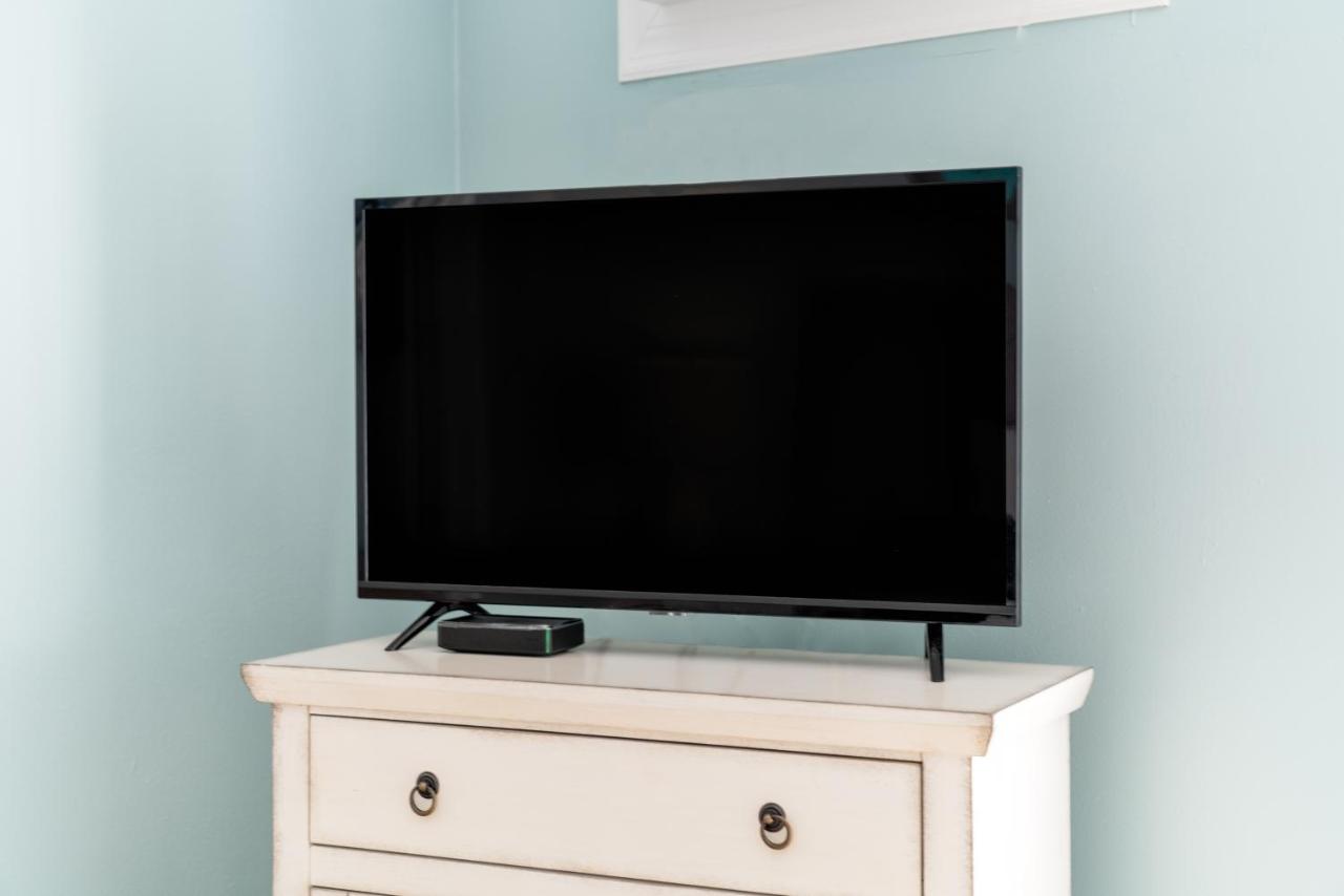 King Suite - Hearing Accessible at Rainbow Bend Resort