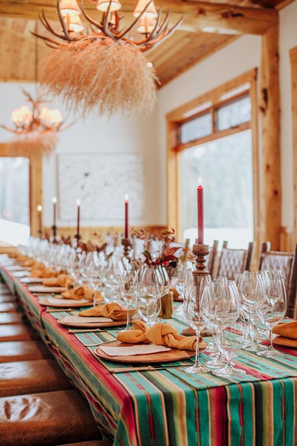 | Rainbow Ranch Lodge