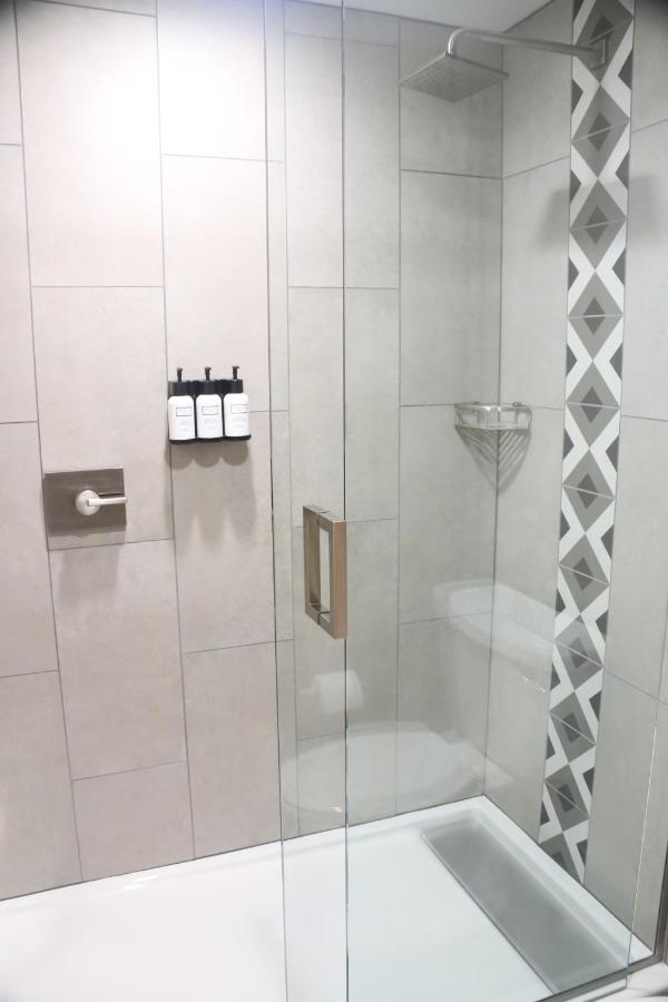 Connecting Double Queen with Private Balcony at Matterhorn Inn