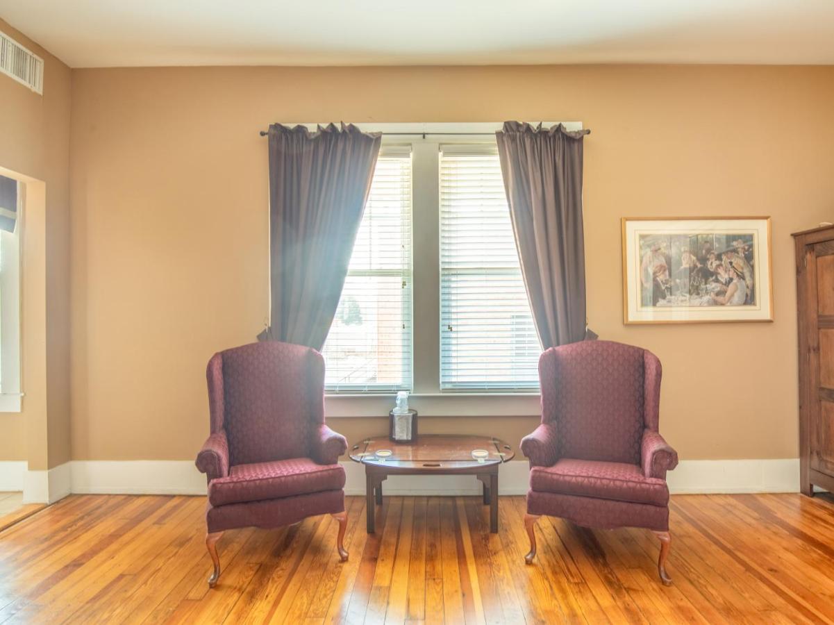  | The Belmont Inn by OYO