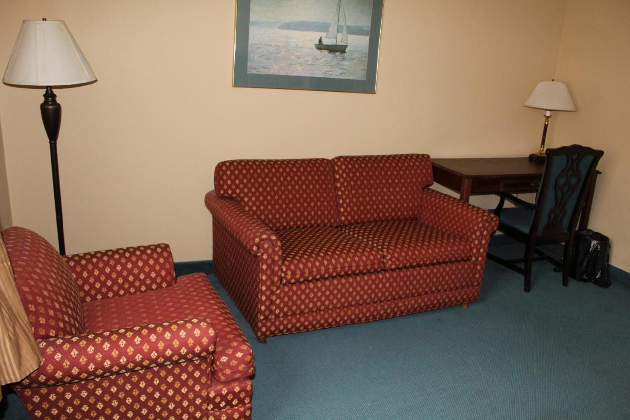  | Mansion View Inn & Suites
