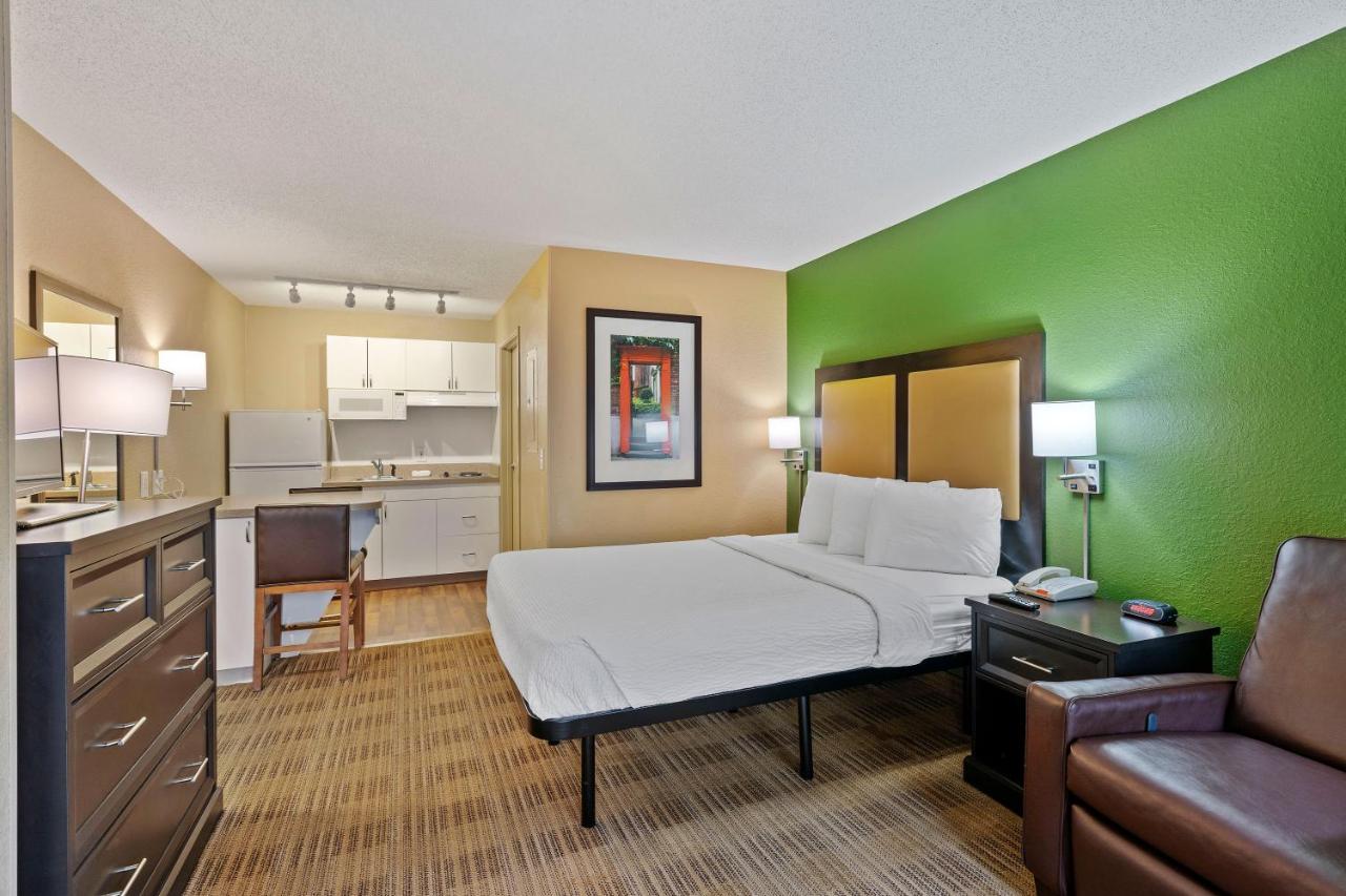 | Extended Stay America Suites - Washington, DC - Falls Church - Merrifield