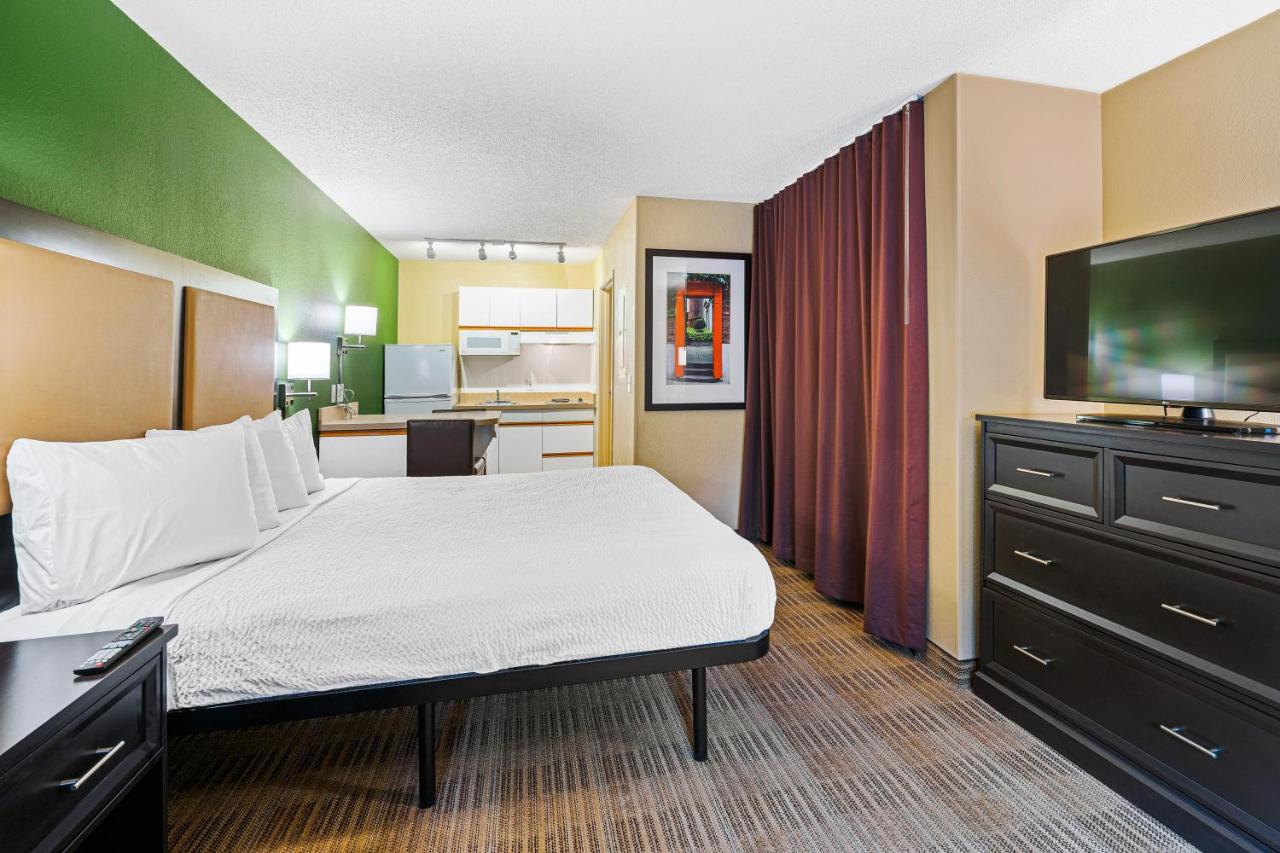 | Extended Stay America Suites - Washington, DC - Falls Church - Merrifield