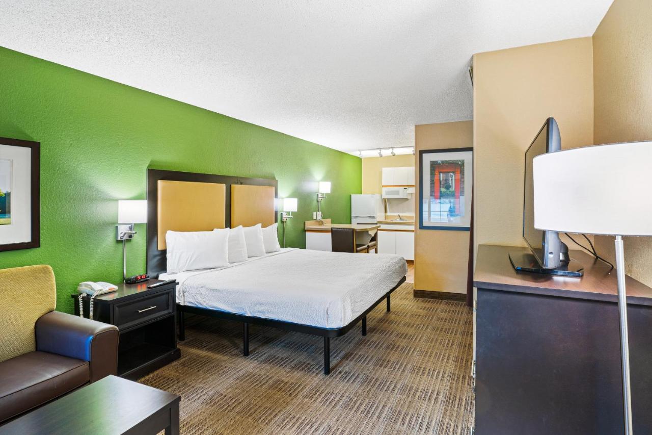  | Extended Stay America Suites - Washington, DC - Falls Church - Merrifield