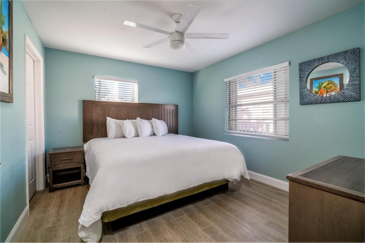 King Suite at Rainbow Bend Resort