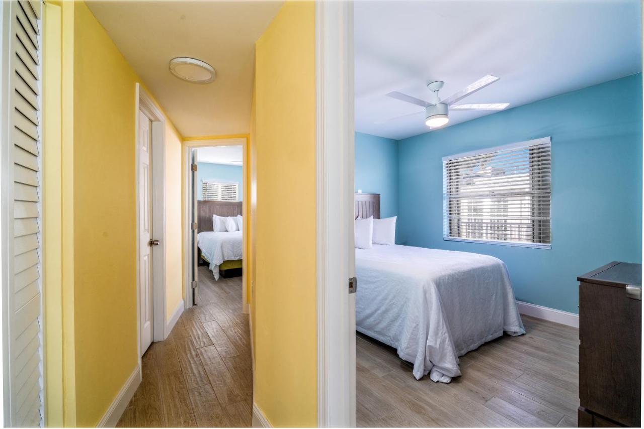 Suite with Sea View at Rainbow Bend Resort