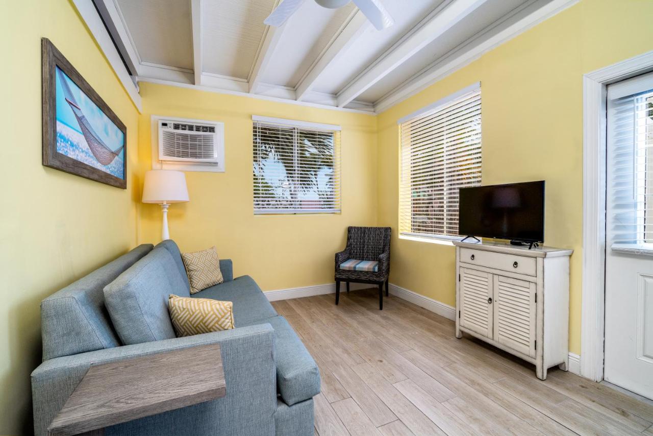 King Suite at Rainbow Bend Resort