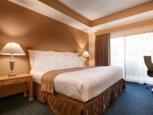 Room #31054118 at Best Western Plus Palm Desert Resort