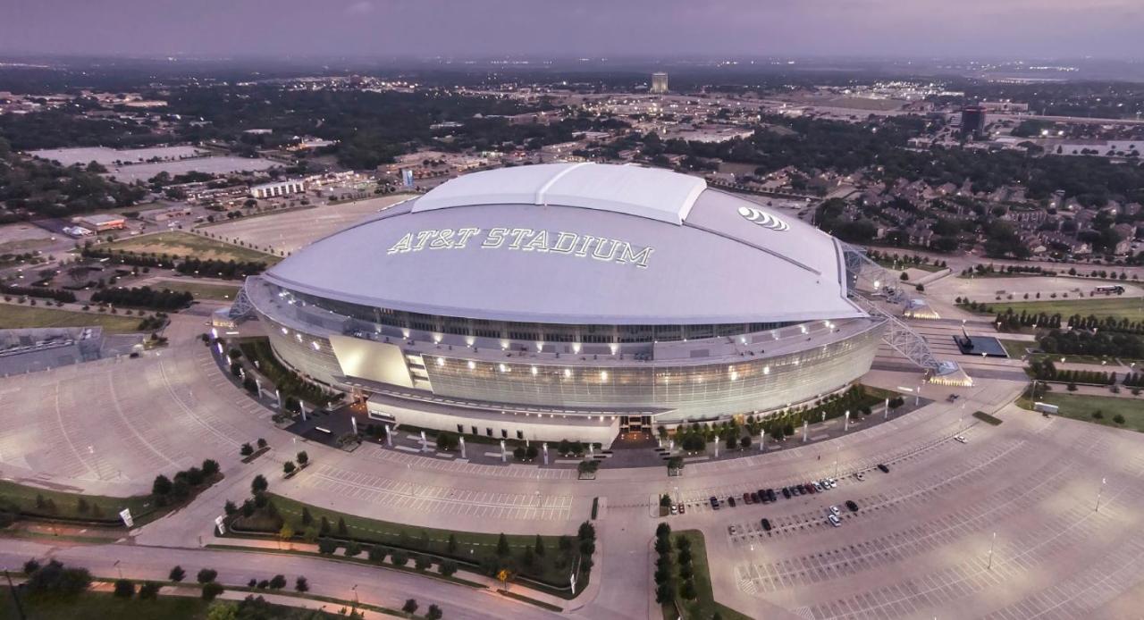 | R Nite Star Inn and Suites -Home of the Cowboys & Rangers