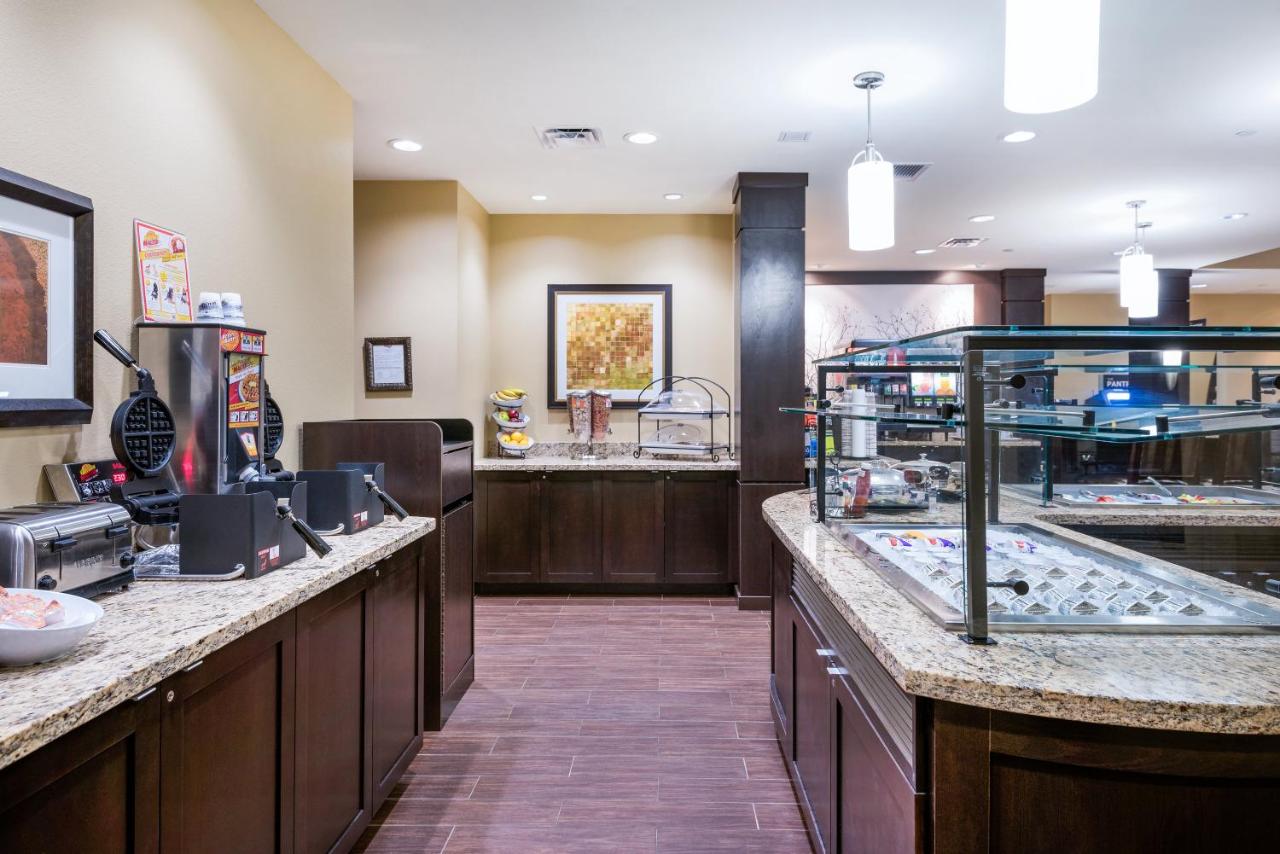 | Staybridge Suites Eau Claire - Altoona, an IHG Hotel