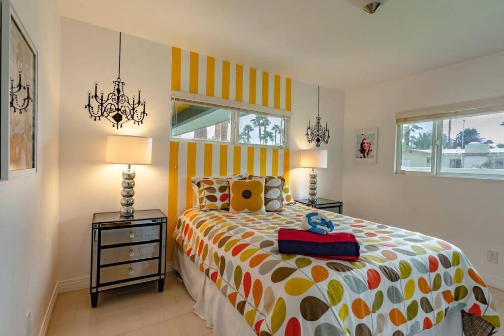 | Villa Douglas House!