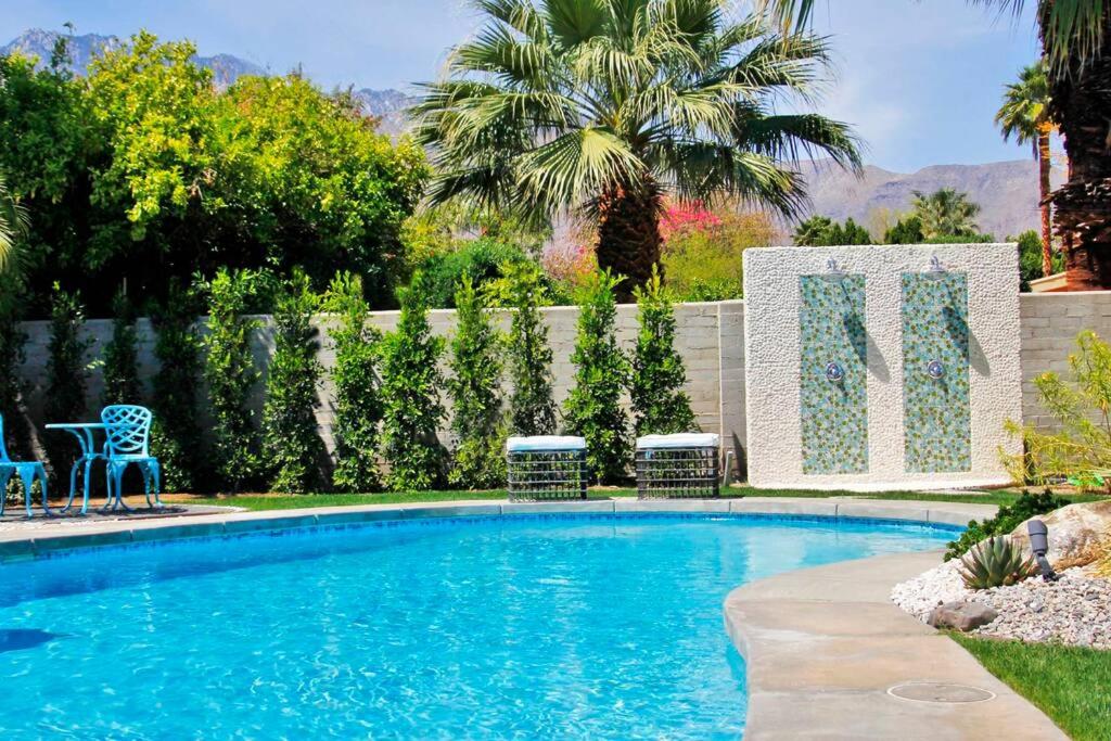 | Villa Douglas House!