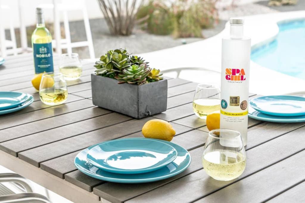  | Villa Spring Mount