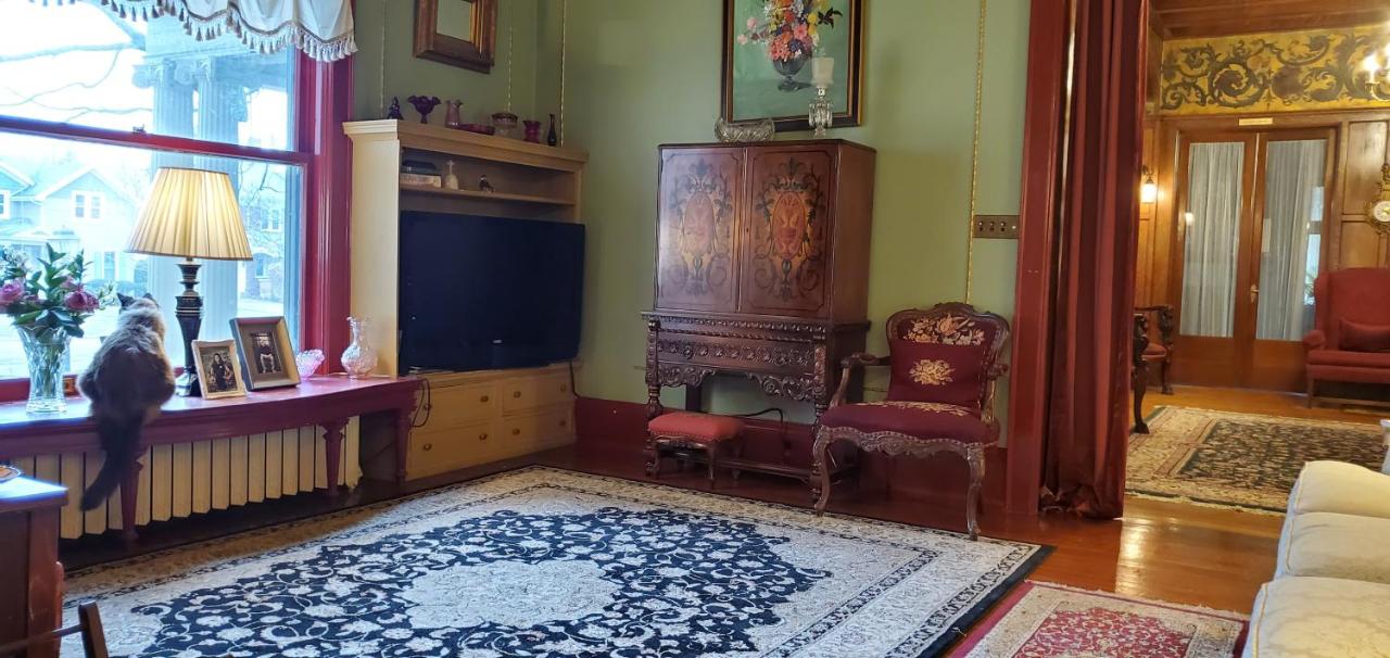 | Saravilla Bed & Breakfast