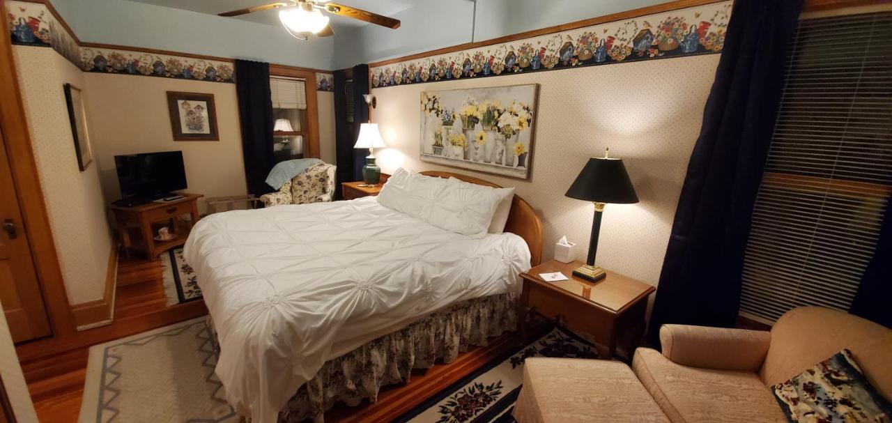 | Saravilla Bed & Breakfast