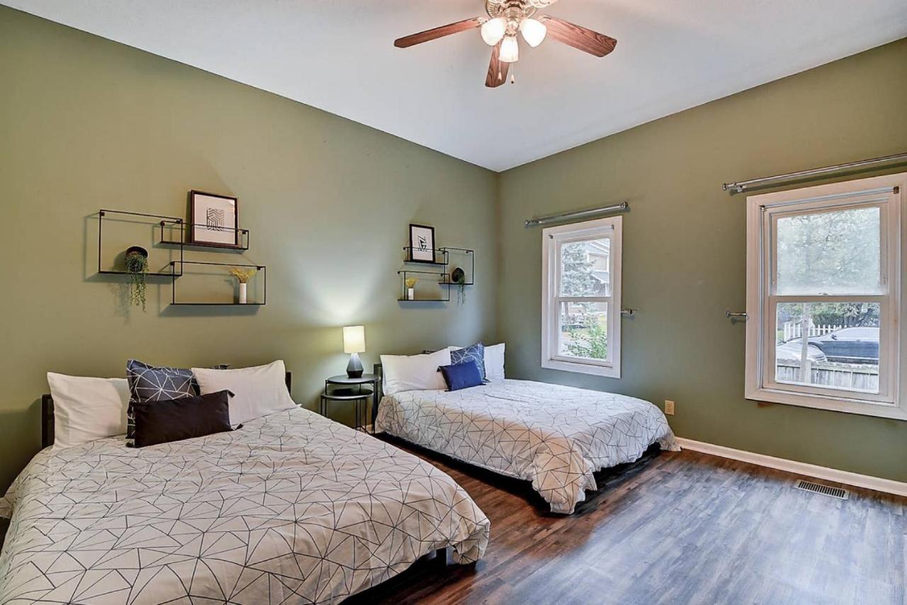 | 1433 Fletcher Ave,Indianapolis