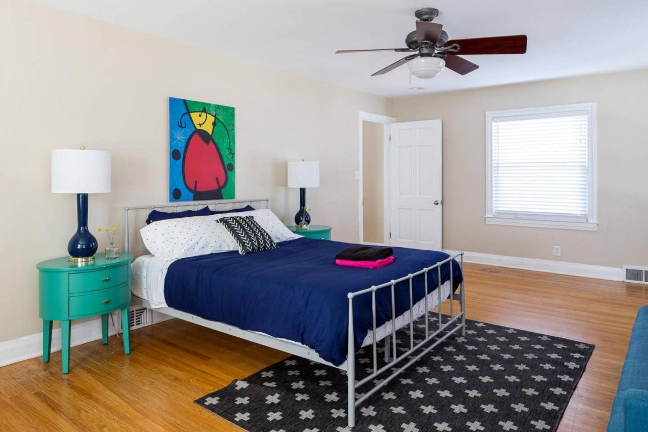 | 2203 Brighton Drive, Louisville