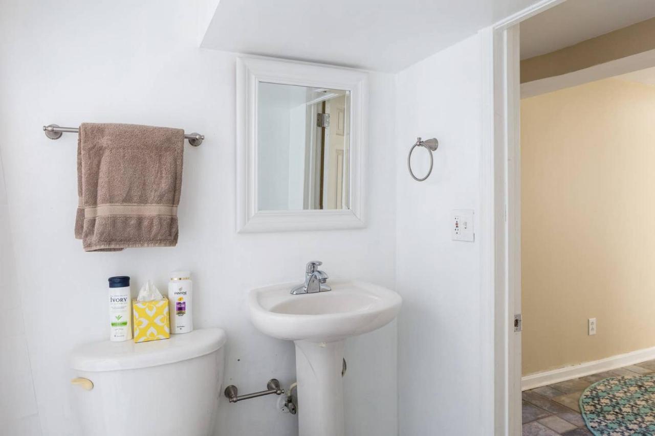 | 2203 Brighton Drive, Louisville