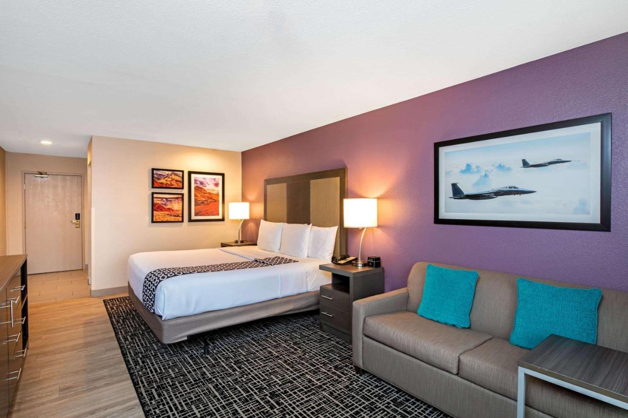 Executive King Room - Non-Smoking at La Quinta Inn & Suites by Wyndham Las Vegas Nellis