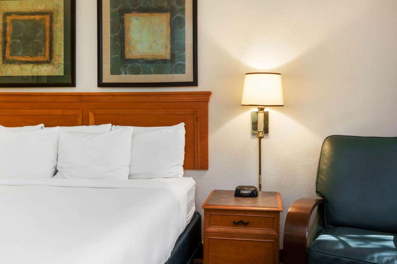 | La Quinta Inn by Wyndham Bossier City
