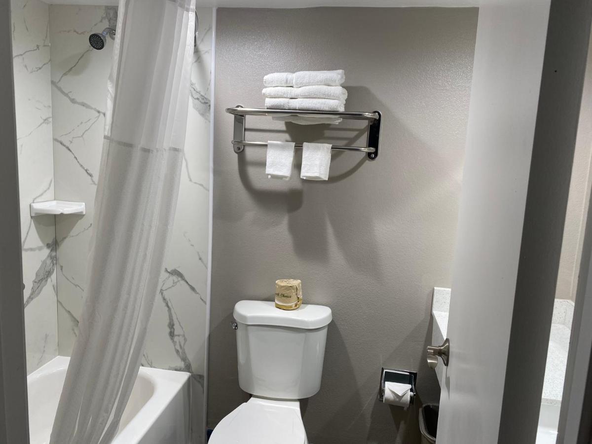 | Motel 6 Bullhead City, Az - Laughlin