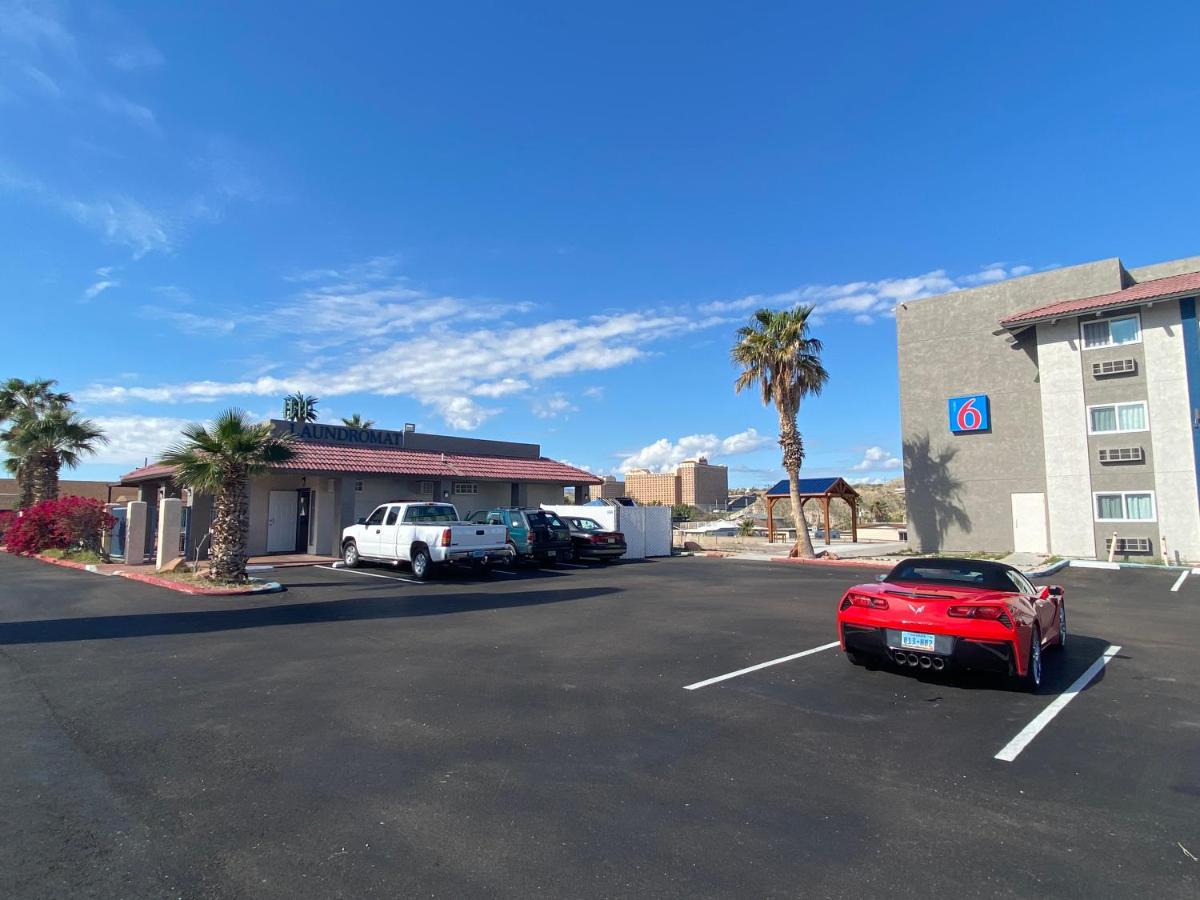 | Motel 6 Bullhead City, Az - Laughlin
