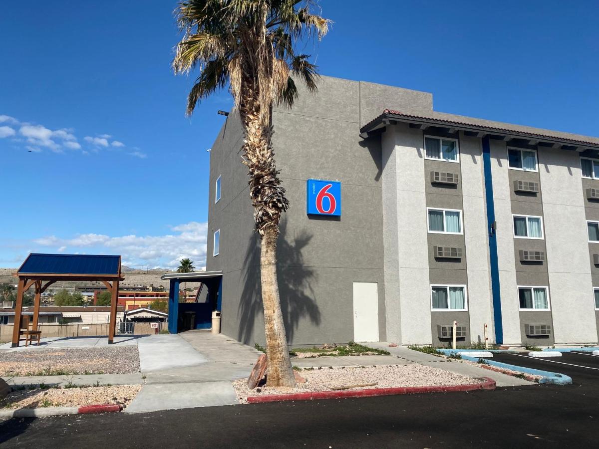 | Motel 6 Bullhead City, Az - Laughlin