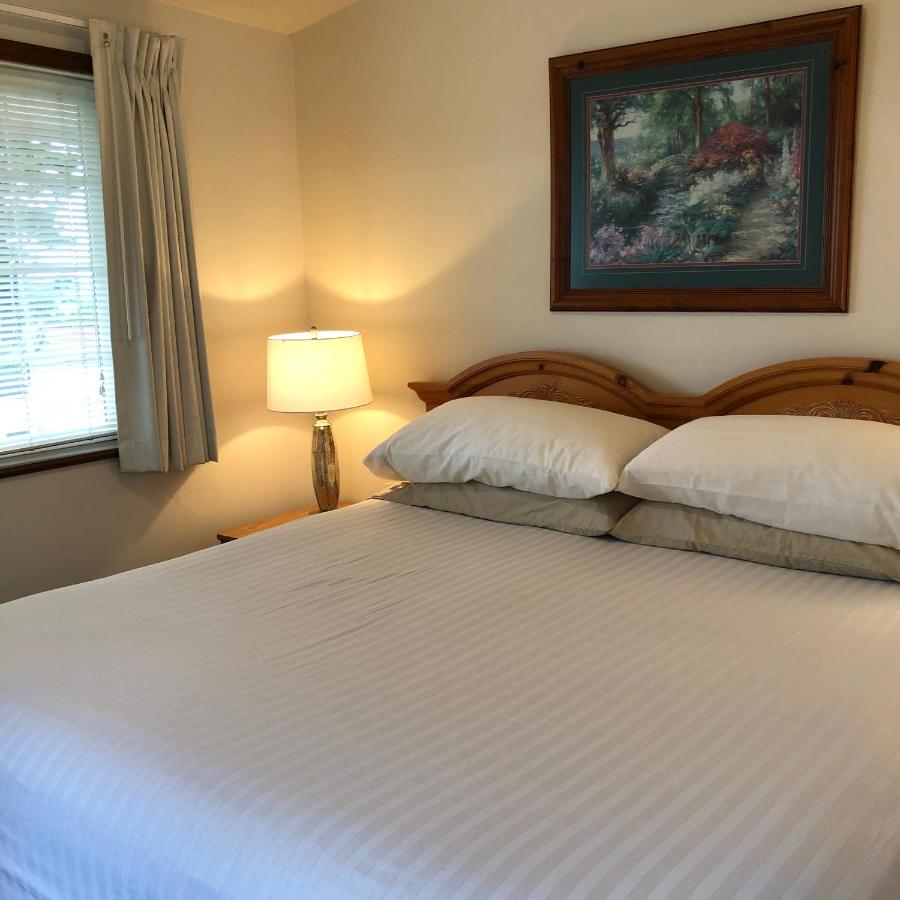 | The Landmark Inn