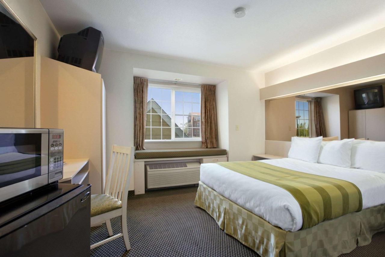 | Microtel Inn & Suites Lodi