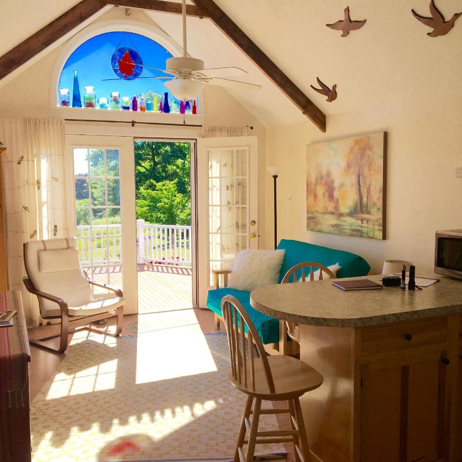 | Enfield Manor Bed&Breakfast and Vacation Rental
