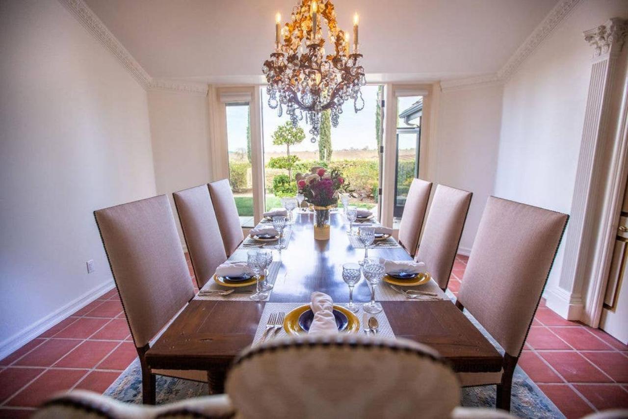 | Chateau Robles -Vineyard English Garden