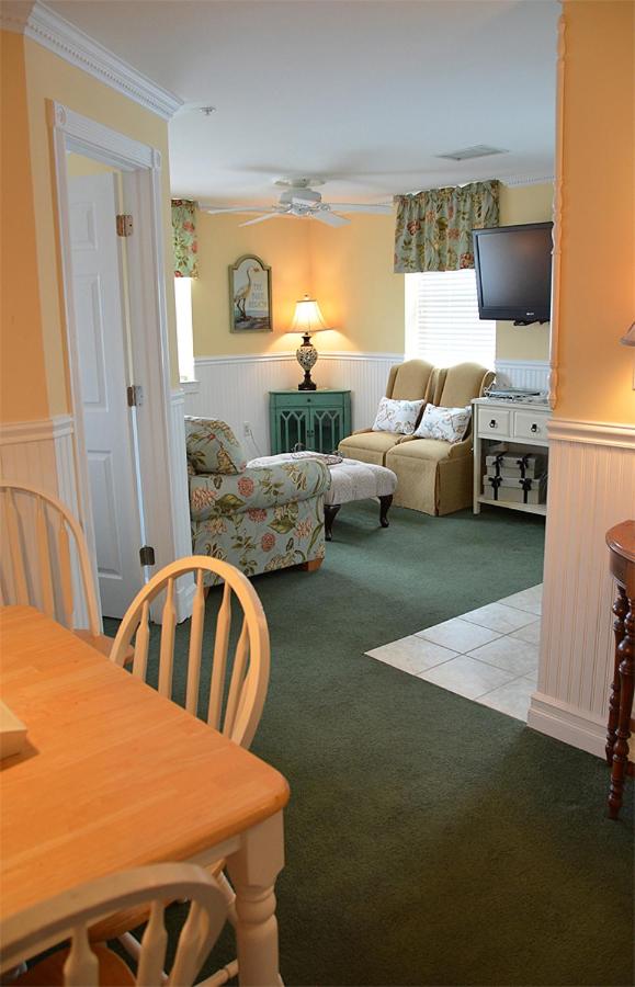 Two-Bedroom Suite at The Flanders Hotel