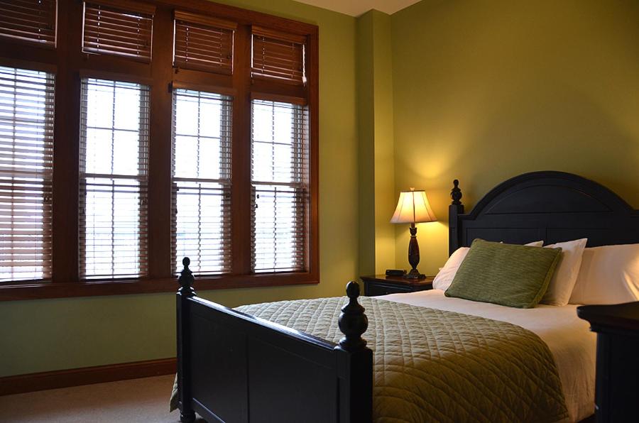 Three-Bedroom Suite at The Flanders Hotel