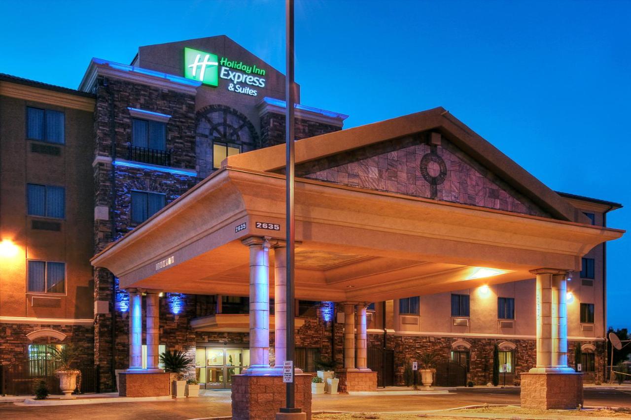  | Holiday Inn Express Hotel and Suites Las Cruces