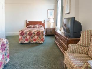 Room #5666614 at Aida Plaza Hotel