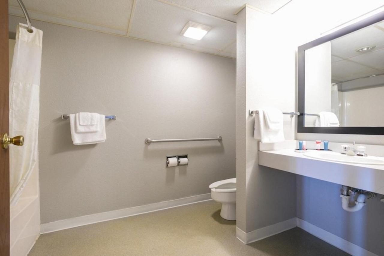| FairBridge Inn Express Monroe City