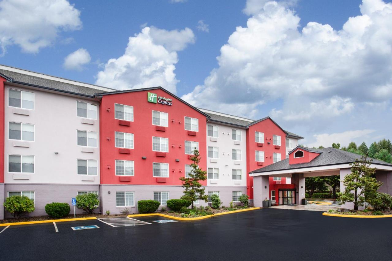  | Holiday Inn Express & Suites Lincoln City, an IHG Hotel