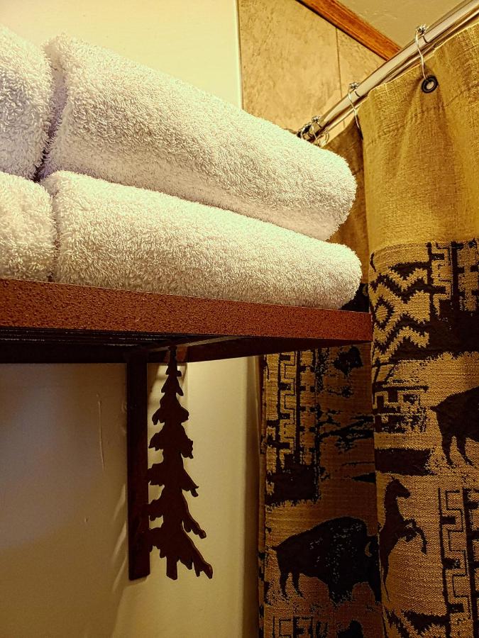 Deluxe King Suite at Parkway Inn of Jackson Hole