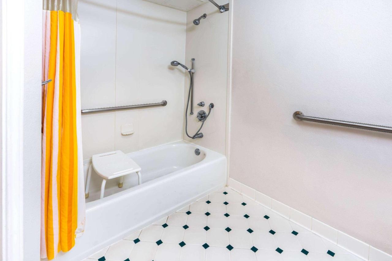 Double Room with Two Double Beds - Disability Access at La Quinta Inn & Suites by Wyndham Phoenix West Peoria