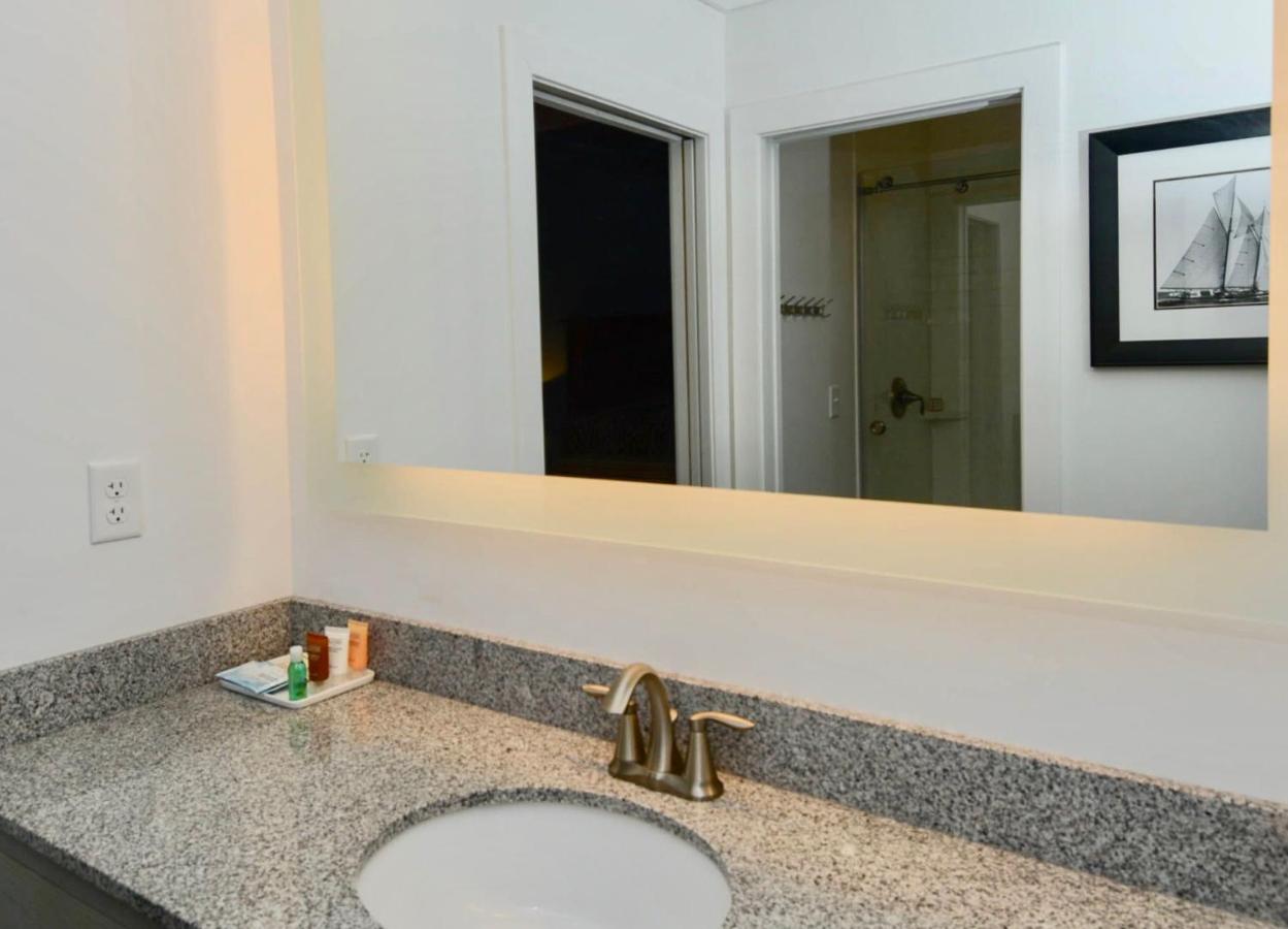| Avenue Inn & Spa