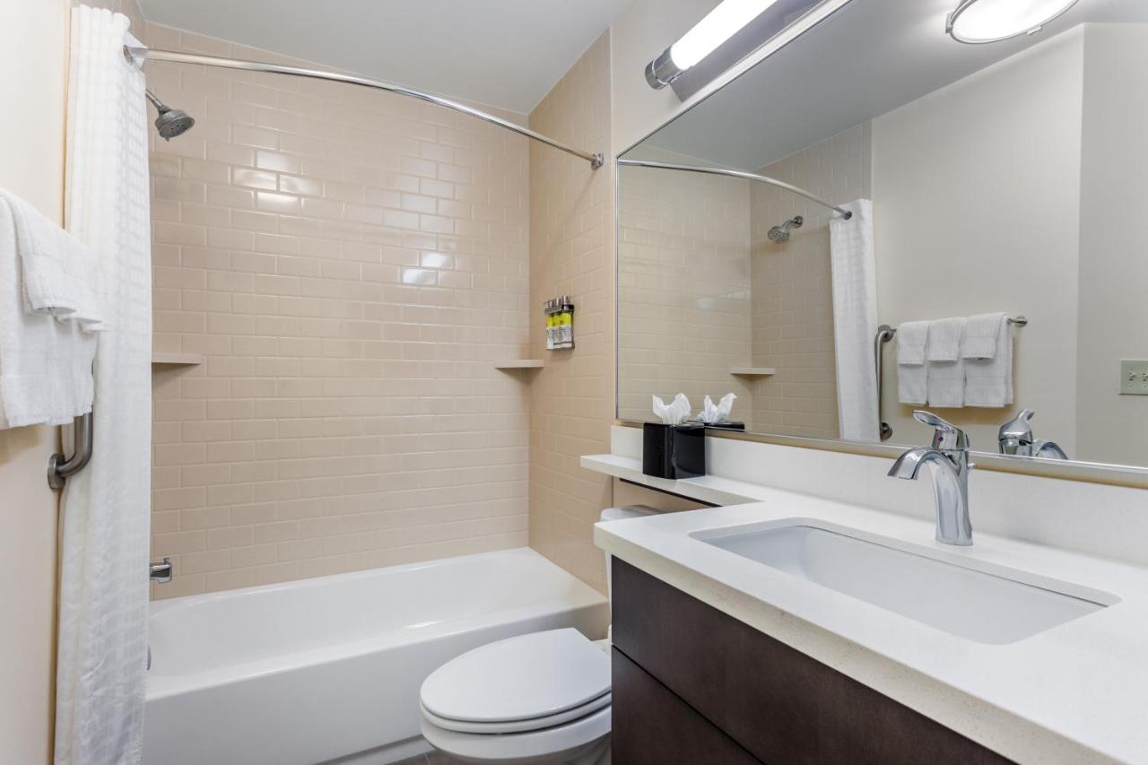 | Candlewood Suites Bensalem - Philadelphia Area, an IHG Hotel