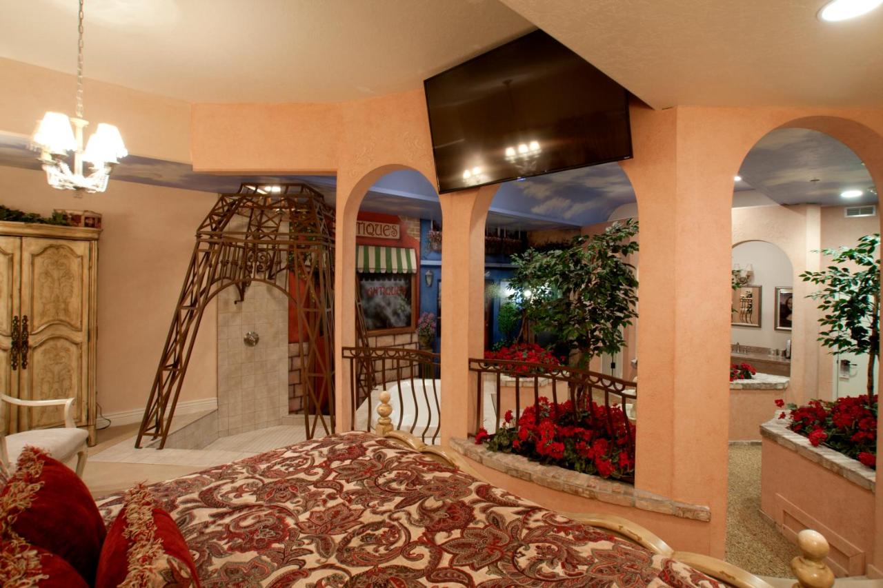 | Destinations Inn Theme Rooms