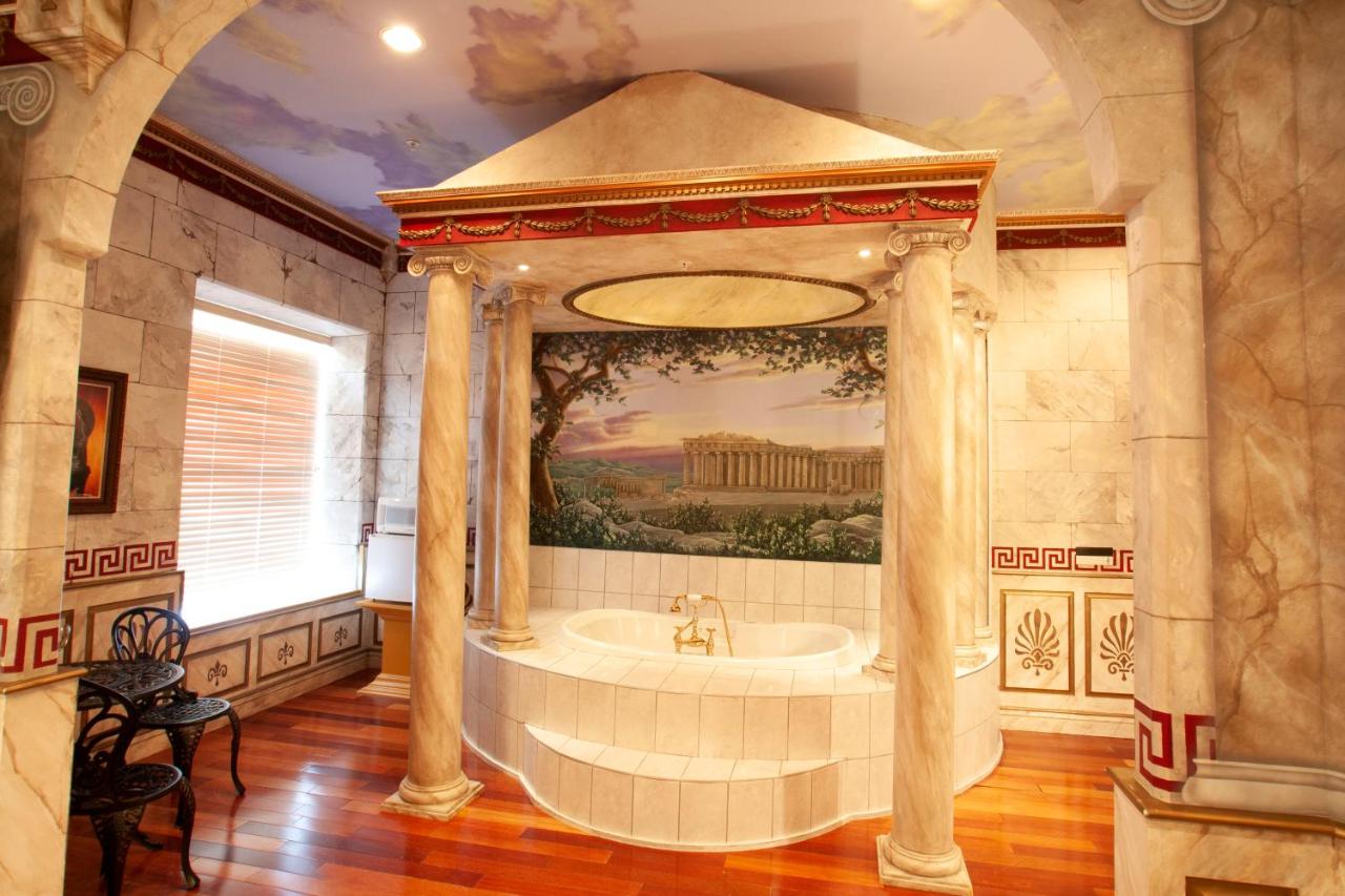 | Destinations Inn Theme Rooms