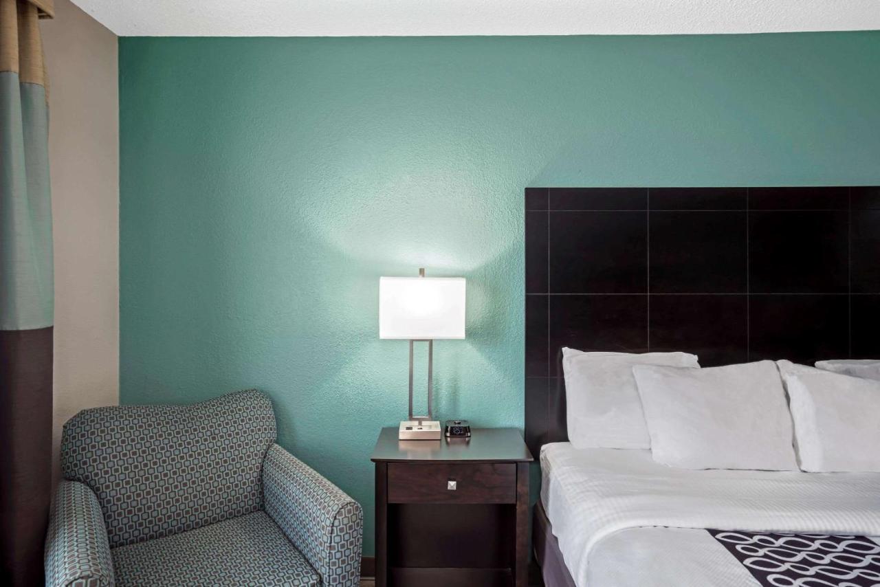 King Room - Non-Smoking at La Quinta Inn & Suites by Wyndham Lebanon